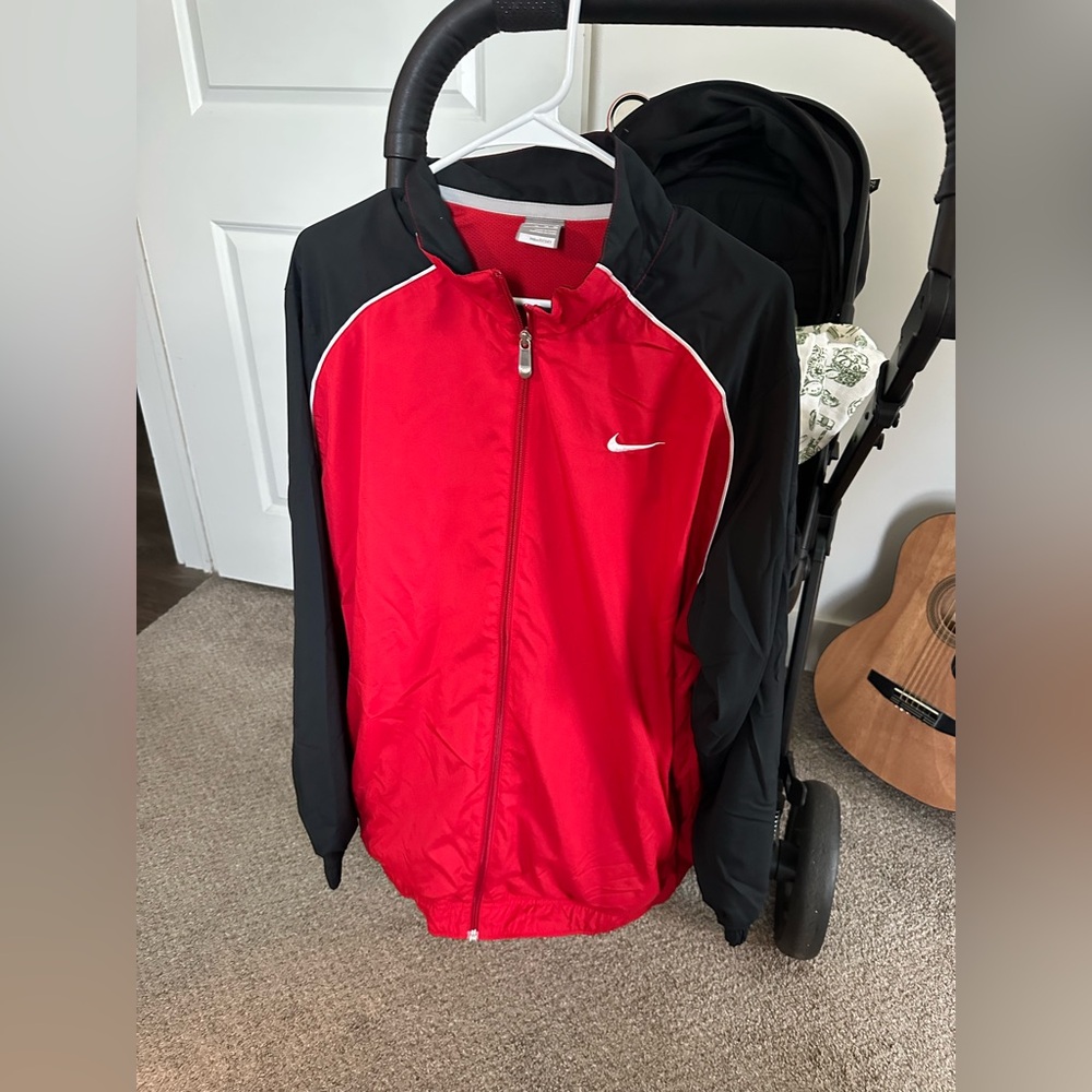 VINTAGE Nike Red and Black Windbreaker Jacket